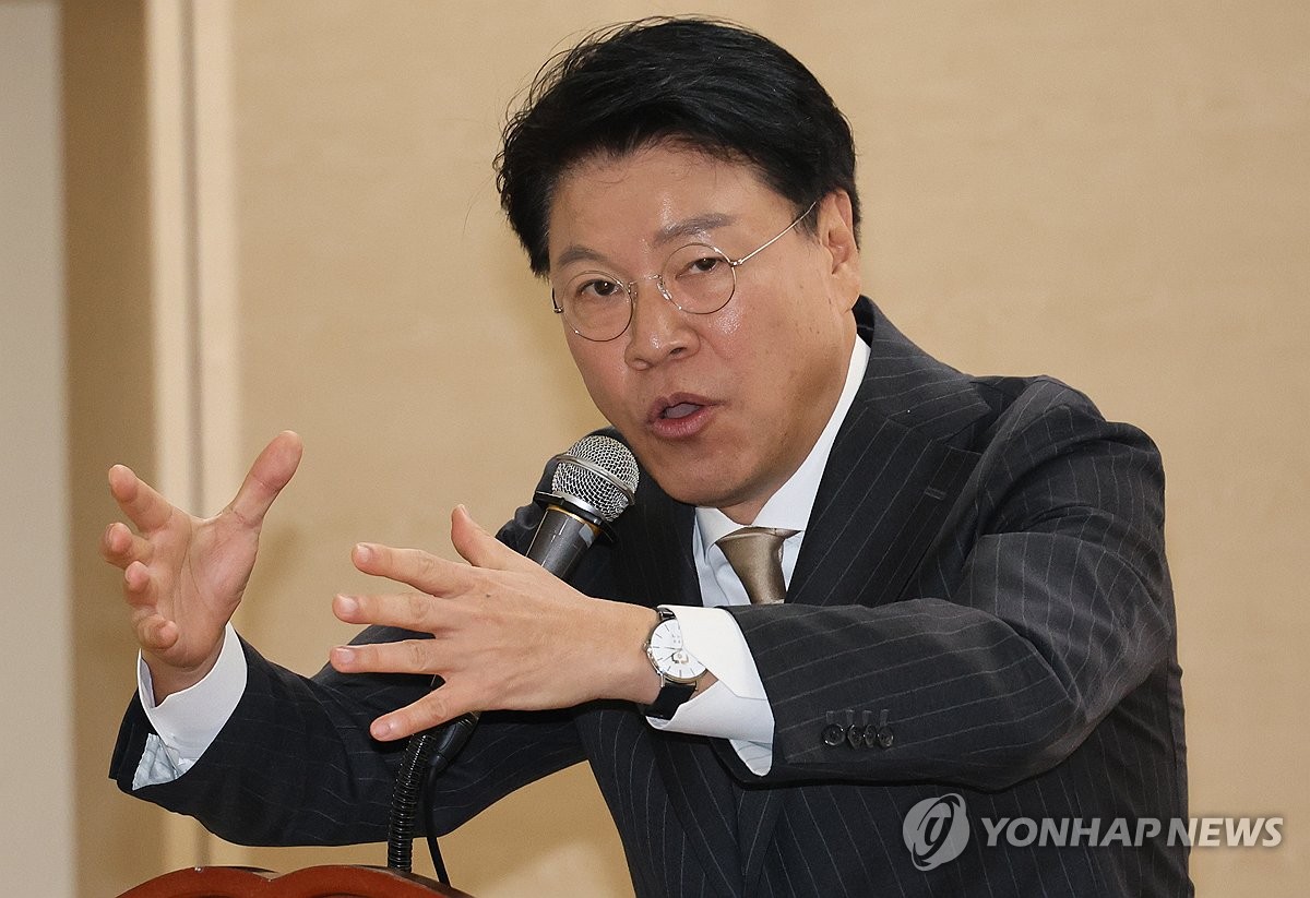 노엘, 아버지 장제원 사망 후 심경 고백…소속사 “아티스트 보호 최우선” 노엘, 아버지 장제원 사망 후 심경 고백…소속사 “아티스트 보호 최우선”