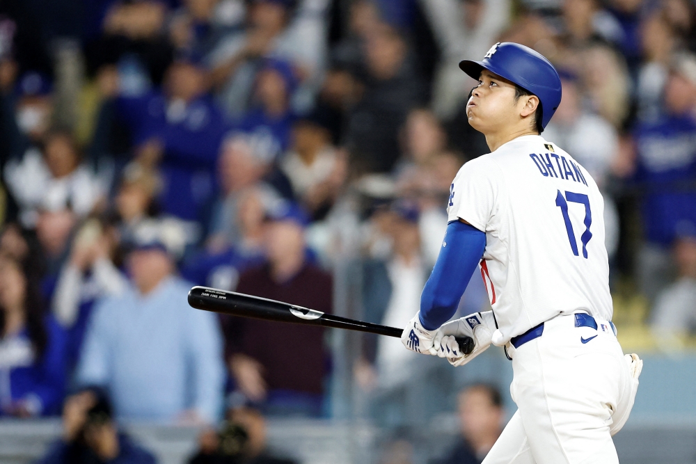 LA 다저스 오타니 쇼헤이가 지난 2일 애틀란타전에서 9회 말 끝내기 홈런으로 70년 만에 팀 개막 8연승을 이끌었다. AFP 연합뉴스