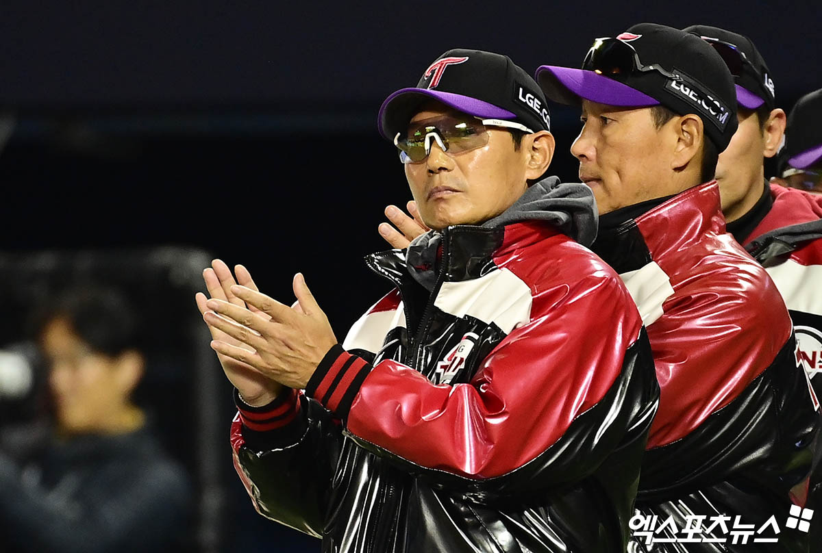 염경엽 LG 감독은 5일 잠실구장에서 열릴 예정이던(우천 취소) '2025 신한 SOL Bank KBO 리그' KIA전을 앞두고 투수 송승기를 언급했다. 결과보다는 과정에 신경을 쓰라는 메시지를 전했다. 엑스포츠뉴스 DB