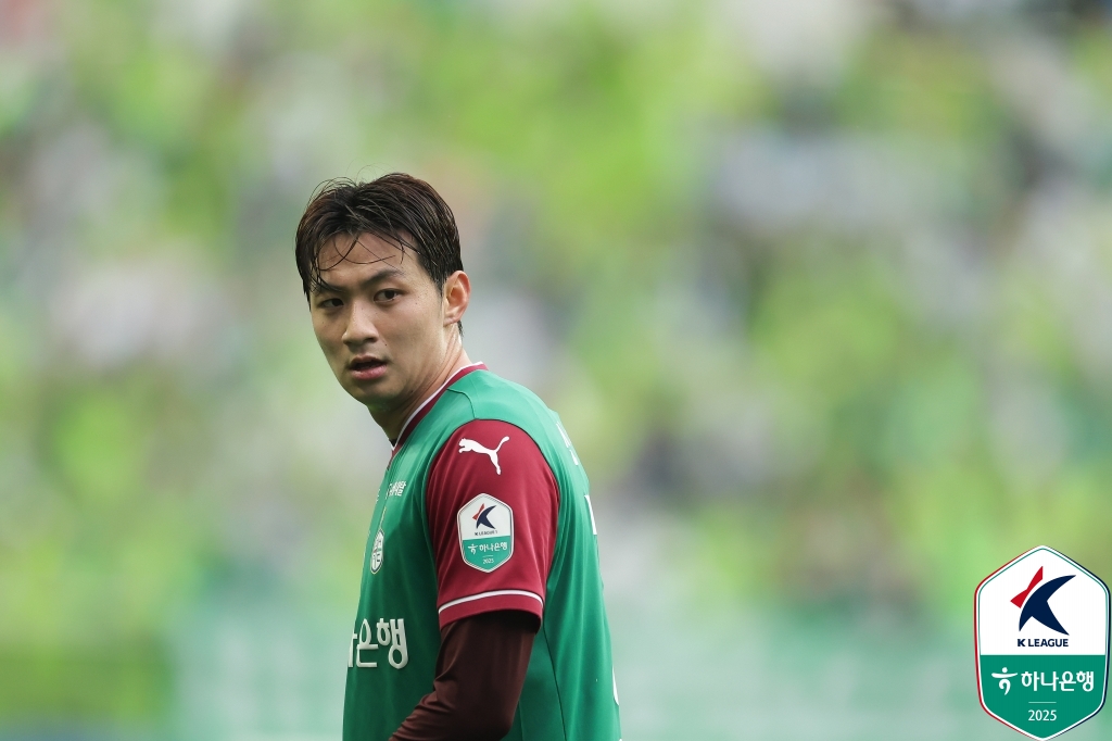 전북이 5일 대전월드컵경기장에서 열린 대전하나시티즌과의 ‘하나은행 K리그1 2025’ 7라운드 원정 경기에서 전진우와 전병관의 골로 2-0으로 승리했다. 한국프로축구연맹