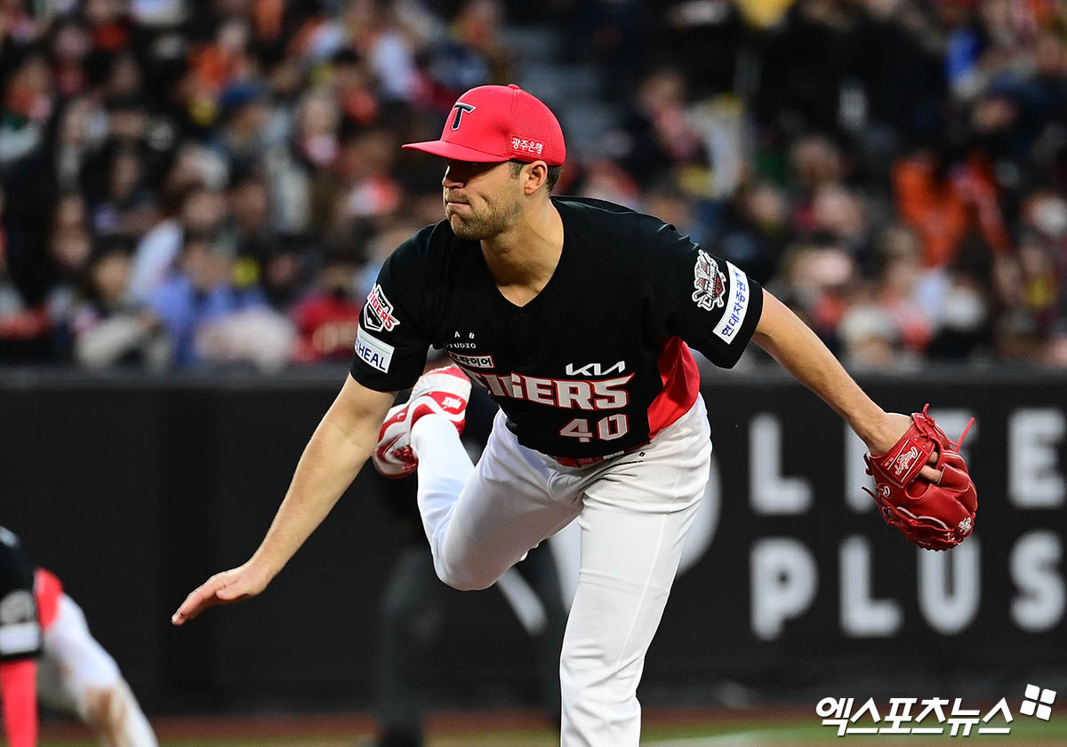 KIA 투수 네일은 9일 사직구장에서 열린 '2025 신한 SOL Bank KBO 리그' 롯데와 정규시즌 두 번째 맞대결에서 선발 등판했다. 무실점 행진이 4경기 36⅔이닝에서 깨졌지만, 7이닝 1실점 완벽한 투구로 상대 타선을 압도했다. 엑스포츠뉴스 DB