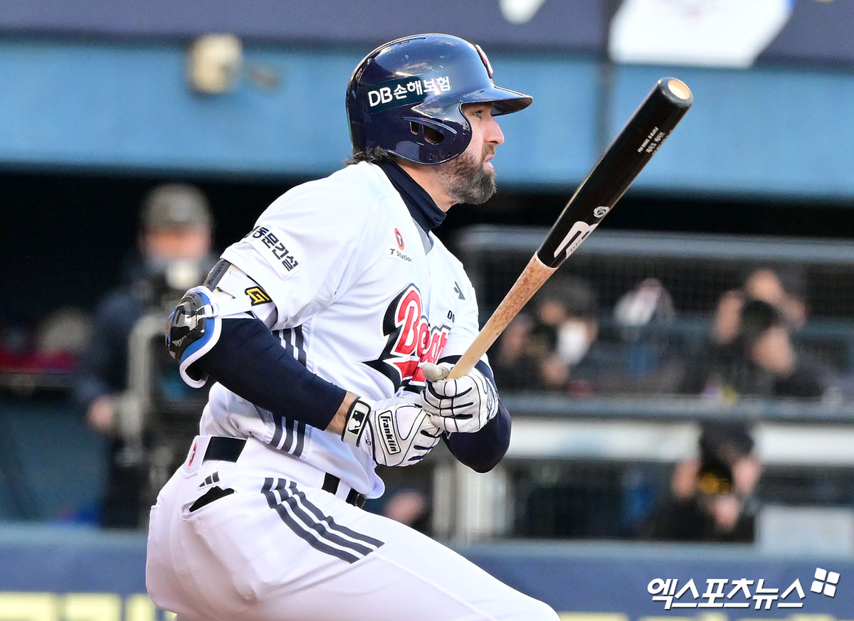 몸살 기운으로 빠졌던 두산 베어스 외국인 타자 제이크 케이브가 10일 1군 엔트리로 복귀했다. 엑스포츠뉴스 DB
