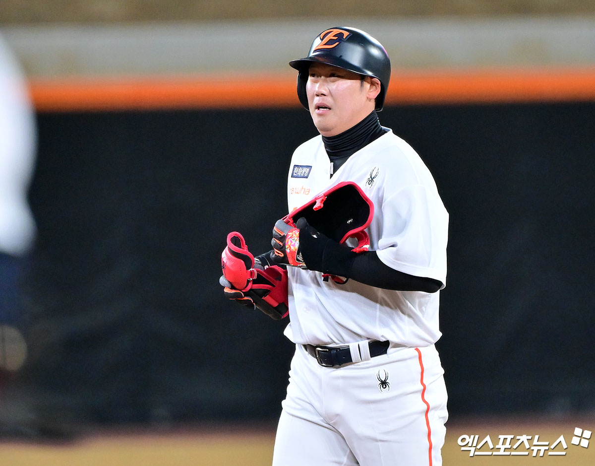 한화 이글스 내야수 하주석이 10일 잠실 두산전 9번 타자 유격수로 1군 합류 뒤 첫 선발 출전에 나선다. 엑스포츠뉴스 DB