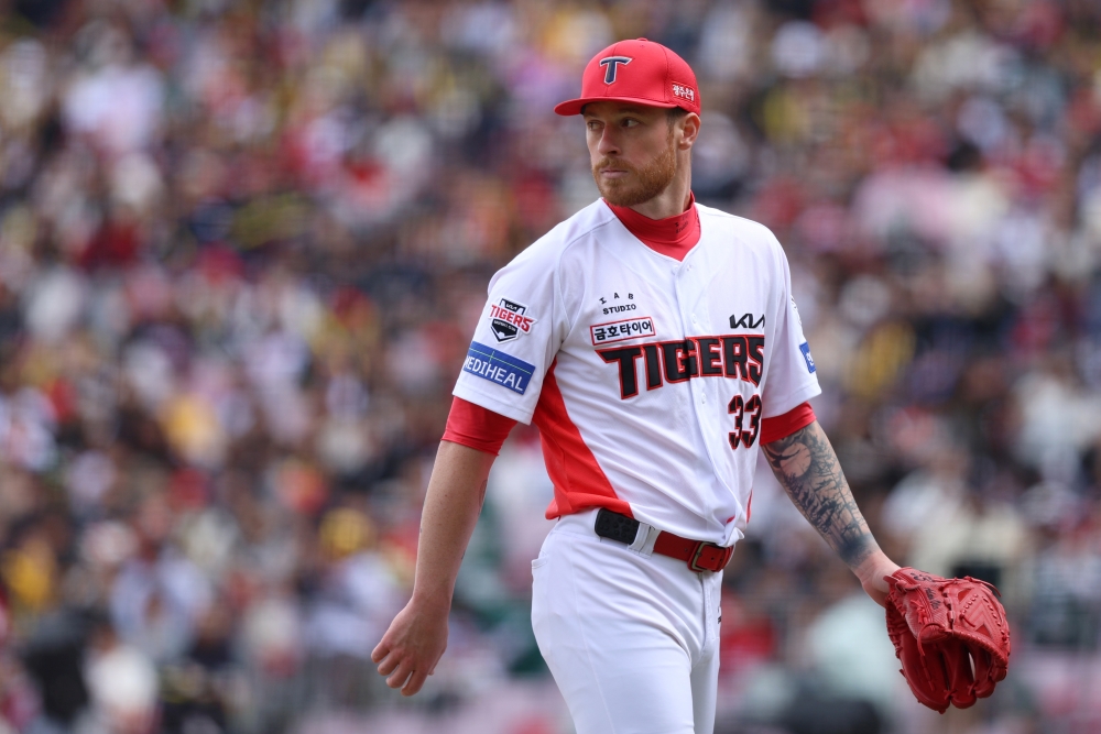 13일 오후 광주-KIA챔피언스필드에서 열린 '2025 신한 SOL Bank KBO리그' SSG 랜더스와 KIA 타이거즈의 경기, KIA가 11:5로 승리하면서 2연패 탈출에 성공했다. KIA 선발투수 아담 올러는 7이닝 2피안타 1사사구 4탈삼진 2실점을 기록했다. KIA 타이거즈