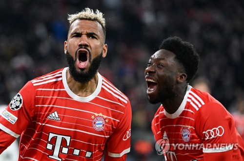 스카이스포츠 독일 기자 플로리안 플레텐베르크가 16일(한국시간) 자신의 사회관계망서비스(SNS) X를 통해 뮌헨이 케인의 백업 자원을 찾고 있다고 전했다. 연합뉴스