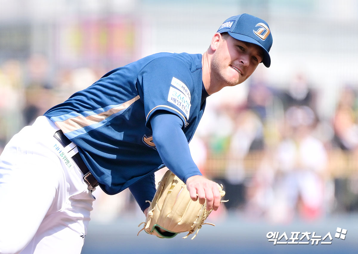 NC 투수 라일리는 19일 대전한화생명볼파크에서 열린 '2025 신한 SOL Bank KBO 리그' 한화와 정규시즌 두 번째 맞대결에서 선발 등판했다. 최고 155㎞ 강속구를 던졌지만, 3⅔이닝 4실점으로 패전 투수가 됐다. 엑스포츠뉴스 DB