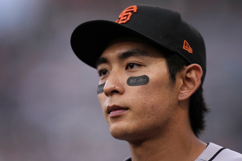 미국 메이저리그 샌프란시스코 자이언츠의 이정후가 20일(한국시간) 미국 캘리포니아주 애너하임의 에인절 스타디움에서 열린 2025 메이저리그 LA 에인절스와의 원정 경기에 3번타자 겸 중견수로 선발출전, 4타수 1안타를 기록했다. 5경기 연속 안타를 생산하고, 좋은 타격감을 유지했다. 샌프란시스코는 3-2 승리를 거두고 2연패에서 탈출했다. 사진 연합뉴스