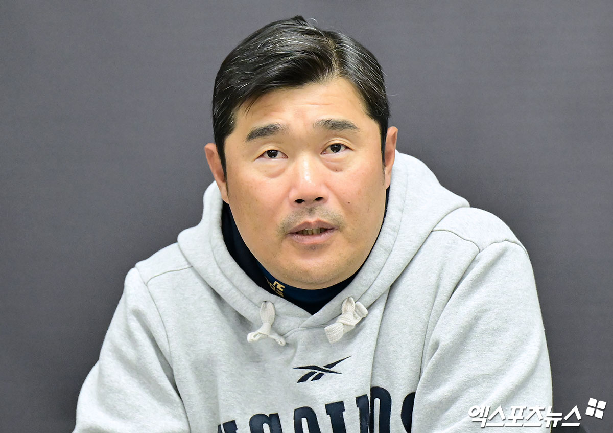 이호준 NC 감독은 22일 잠실구장에서 열릴 '2025 신한 SOL Bank KBO 리그' LG와 정규시즌 세 번째 맞대결을 앞두고 부상자가 많은 팀 현황을 짚었다. 기회를 받고 있는 어린 선수들이 제 몫을 해주길 바라고 있다. 엑스포츠뉴스 DB