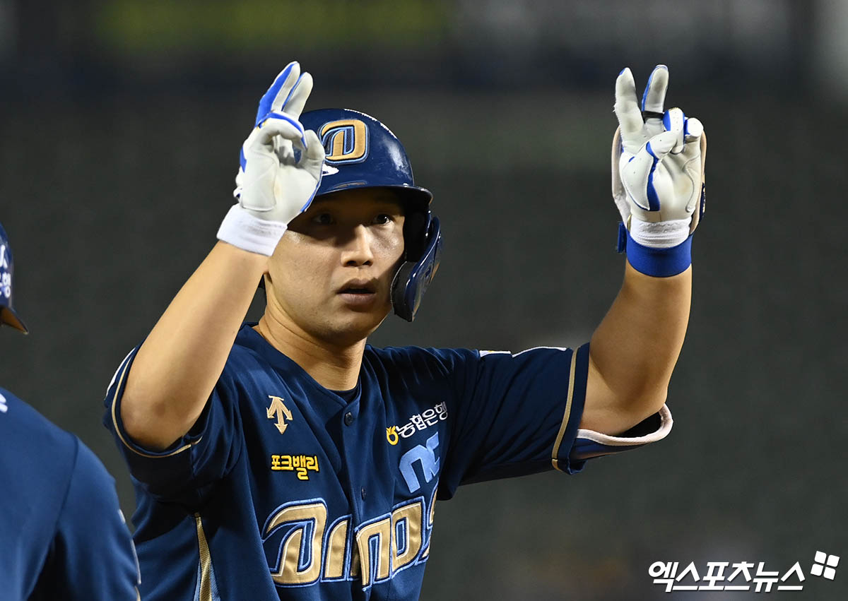NC 내야수 서호철은 22일 잠실구장에서 열린 '2025 신한 SOL Bank KBO 리그' LG와 정규시즌 세 번째 맞대결에서  7번타자 1루수로 선발 출전했다. 2회초 홈런포와 4회초 적시타로 3타점을 기록. 공격에 활력을 불어넣었다. 엑스포츠뉴스 DB