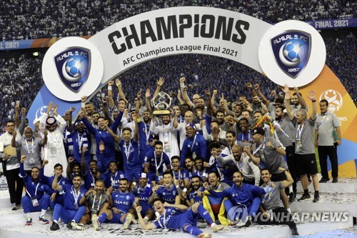 이정효 감독이 이끄는 광주가 오는 26일 오전 1시 30분(한국시간) 사우디아라비아 제다에 있는 킹 압둘라 스포츠 시티 스타디움에서 알힐랄과 2024-2025시즌 아시아축구연맹(AFC) 챔피언스리그 엘리트 8강전을 치른다. 연합뉴스