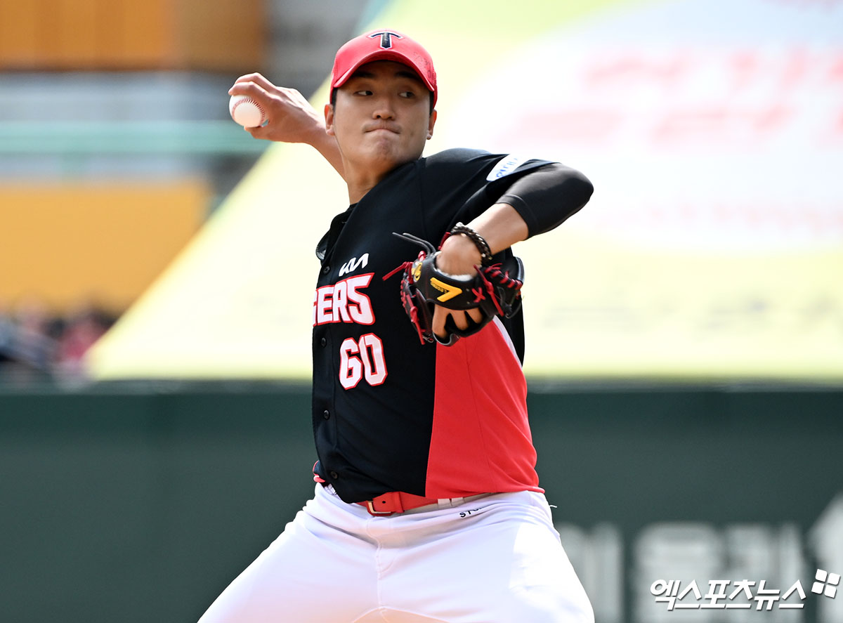 KIA 타이거즈 투수 김도현이 정규시즌 경기에 등판해 투구하고 있다. 엑스포츠뉴스 DB