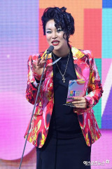 '부캐 대박' 랄랄 이명화 인기? 항상 고마워…돈 많이 줬으면 솔직 (손트라)[종합]
