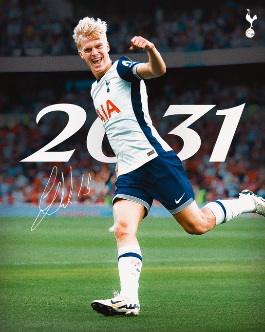 토트넘이 30일(한국시간) 구단 홈페이지를 통해 미드필더 베리발과 2031년까지 6년 재계약을 체결했다고 발표했다. 토트넘