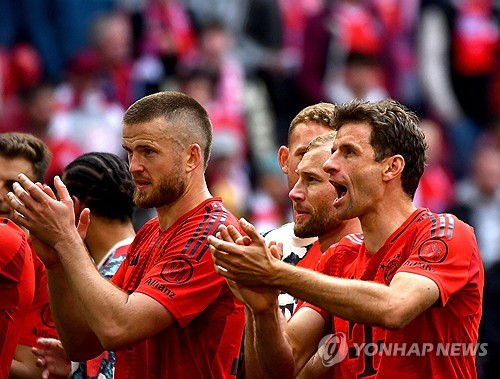 이적시장 전문 기자 파브리치오 로마노가 30일(한국시간) 다이어가 뮌헨을 떠나 프랑스 리그1에 소속된 AS모나코로 이적이 유력하다고 전했다. 연합뉴스