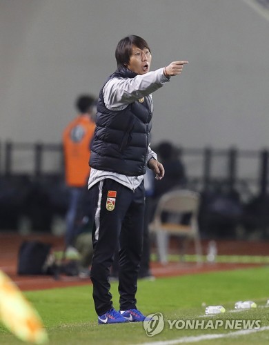 복수의 중국 매체들이 30일(한국시간) 전 중국 축구 국가대표팀 감독인 리 티에가 중국 법원으로부터 1심에서 받은 징역 20년형이 확정됐다고 보도했다. 연합뉴스