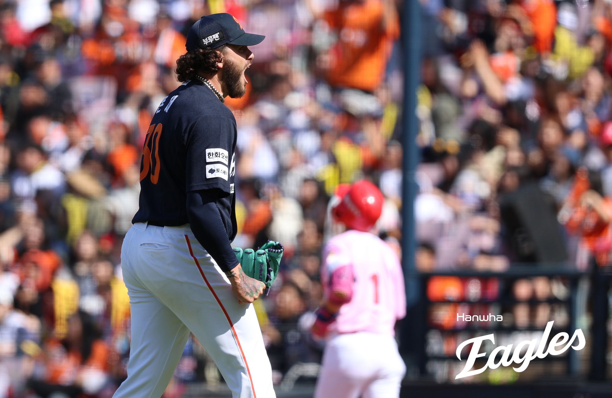 4일 광주-KIA챔피언스필드에서 열린 한화 이글스와 KIA 타이거즈의 경기, 한화는 선발 코디 폰세와 필승조 한승혁, 김서현의 호투를 앞세워 3-1 승리를 거두고 6연승을 달성했다. 한화 이글스