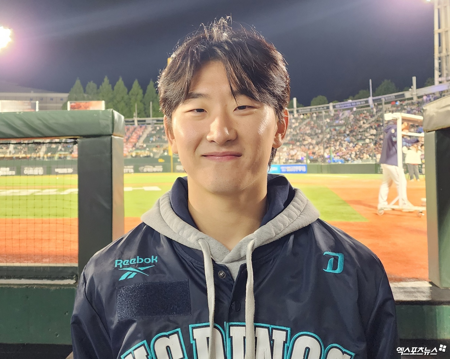 NC 투수 이준혁은 지난 3일 사직구장에서 열린 '2025 신한 SOL Bank KBO 리그' 롯데와 주말 3연전 두 번째 경기에서 구원 등판했다. 생애 첫 1군 등판에서 1⅔이닝 1실점으로 호투해 팀 승리에 보탬이 됐다. 사직, 박정현 기자