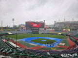 시즌 첫 더블헤더 열리나…'비 퍼붓는' 랜더스필드, KIA-SSG 3차전 진행 가능할까 [인천 현장]