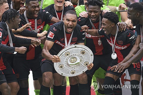 스카이스포츠 독일이 10일(한국시간) 독점 보도를 통해 바이에른 뮌헨이 요나단 타와 구체적인 협상을 진행하고 있다고 전했다. 연합뉴스