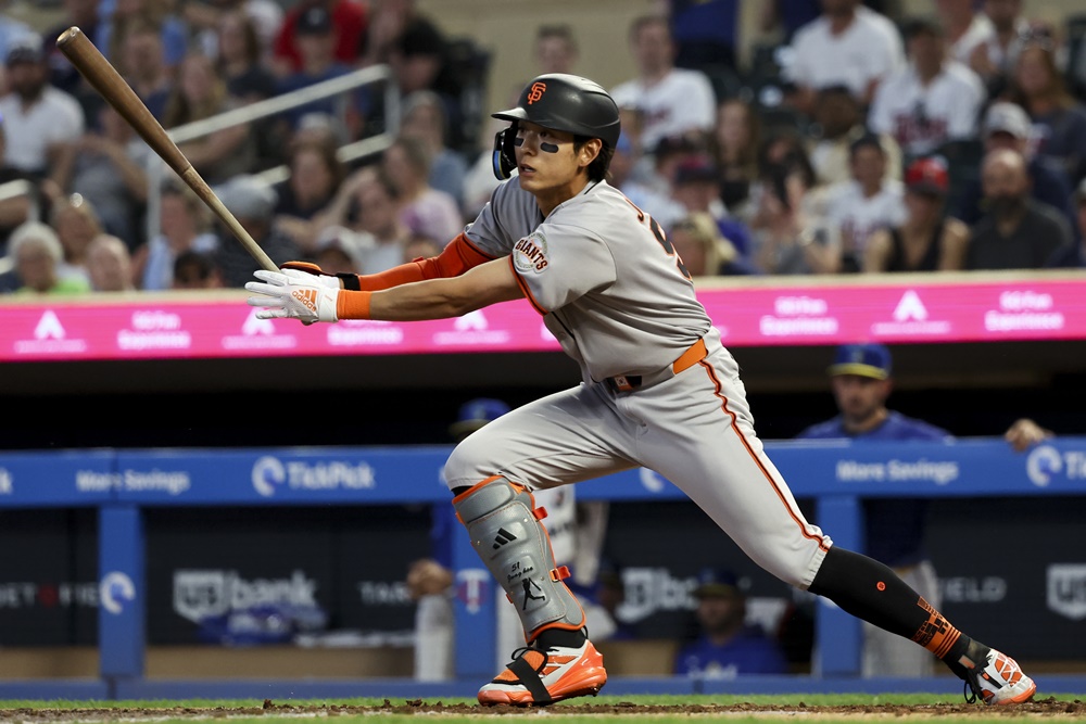 샌프란시스코 외야수 이정후는 10일(한국시간) 타겟필드에서 열린 '2025 메이저리그' 미네소타전에서 3번타자 중견수로 선발 출전했다. 4타수 무안타에 그쳐 시즌 처음으로 두 경기 연속 안타를 기록하지 못했다. 연합뉴스 AP