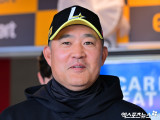 이숭용 감독 '오늘 경기 이겨야죠'[포토]