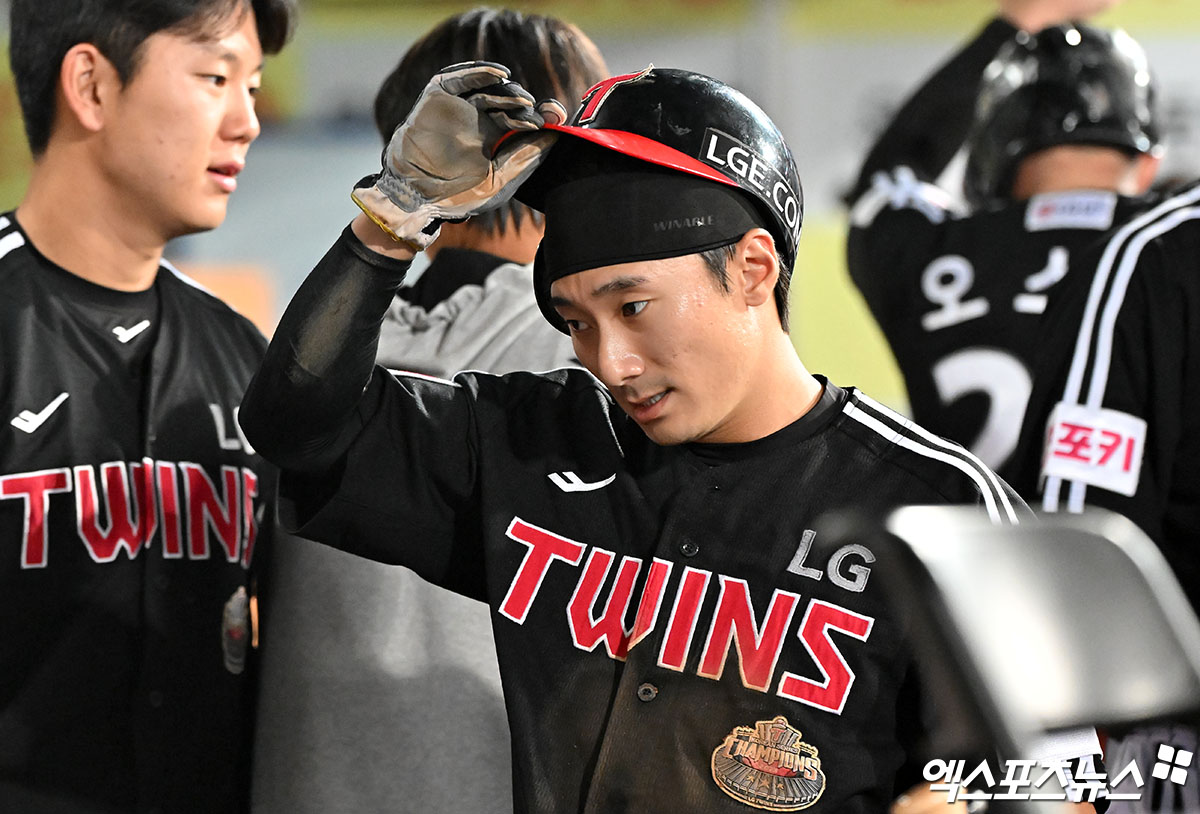 LG 내야수 신민재는 12일 1군 엔트리에서 빠졌다. 그는 기나긴 타격 부진이 이어져 재조정 차원에서 퓨처스리그로 향했다. 엑스포츠뉴스 DB