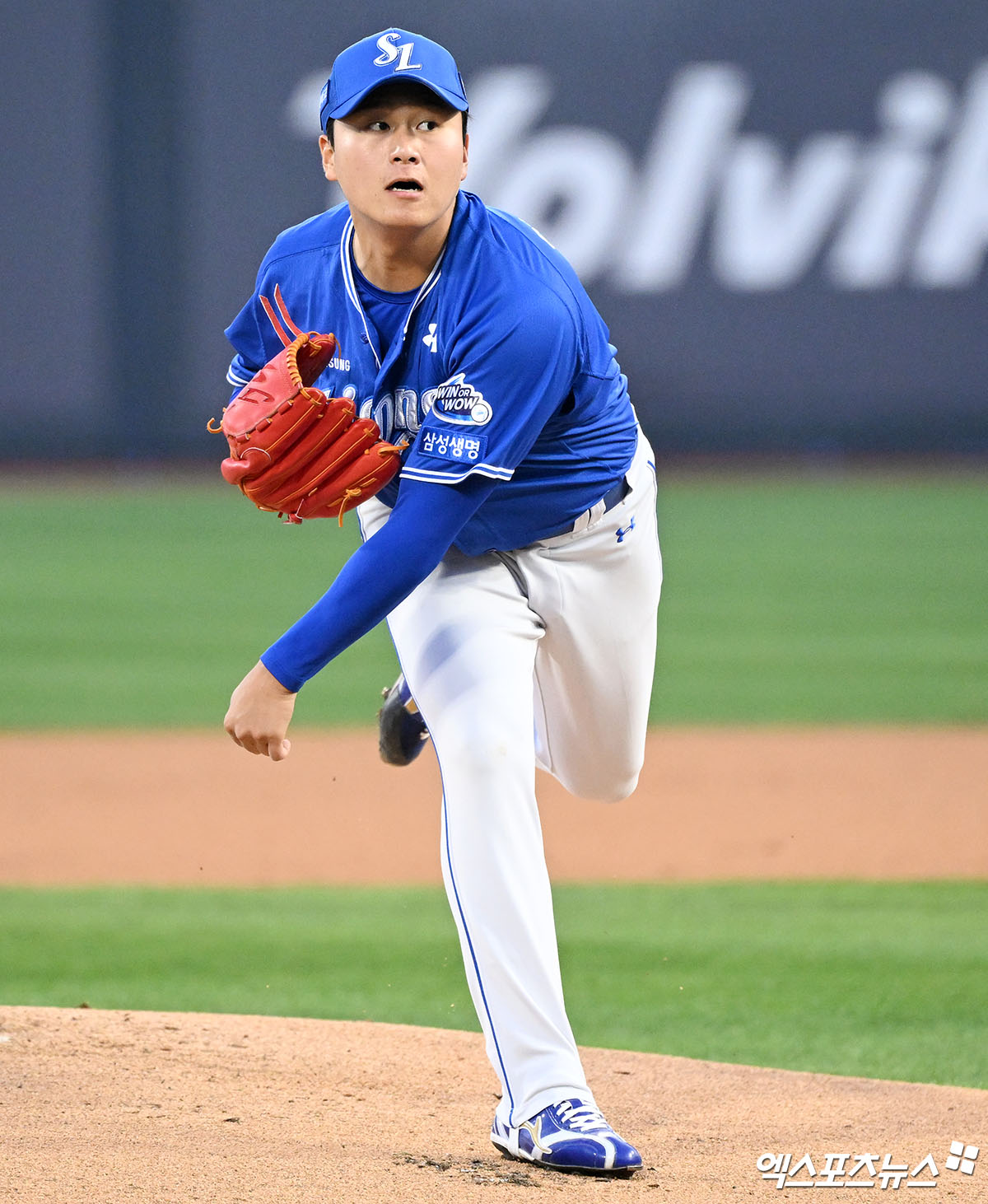 삼성 라이온즈 이승현이 경기에 선발 등판해 역투하고 있다. 엑스포츠뉴스 DB