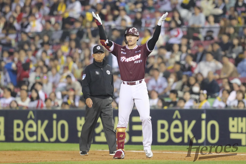 키움 외야수 임병욱은 13일 잠실구장에서 열린 '2025 신한 SOL Bank KBO 리그' LG와 주중 3연전 첫 번째 경기에서 2회말 이주형을 대신 교체 출전했다. 5회초와 6회초 적시타로 3타점을 기록해 공격에 활력을 불어넣었다. 키움 히어로즈