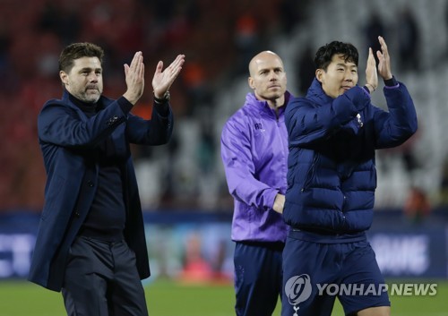 대한축구협회가 14일 보도자료를 통해 홍명보 감독이 이끄는 대한민국 축구 국가대표팀의 9월 A매치 일정에 미국, 멕시코와 평가전을 갖는다고 발표했다. 축구 대표팀은 오는 현지 시각 9월 6일 17시(한국시간 7일 오전 6시) 뉴저지에 있는 레드불 아레나에서 미국과 평가전을 갖는다. 이어 9일에는 멕시코와 두 번째 경기를 치를 예정이다. 멕시코전 장소와 일정은 추후 확정된다. 연합뉴스