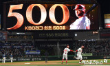 KBO리그 첫 '통산 500홈런' 최정 병살타 많아 스트레스 받았는데…해외 안 간 것은 후회 [문학 인터뷰]