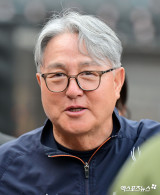 김경문 감독 '다시 올라가야죠'[포토]