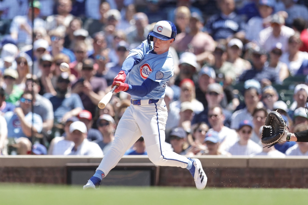 컵스 외야수 피트 크로우-암스트롱이 17일 미국 일리노이주 시카고의 리글리필드에서 열린 2025 미국프로야구 메이저리그(MLB) 시카고 화이트삭스와의 홈경기에 1번타자 겸 중견수로 선발 출전해 5타수 4안타(1홈런) 6타점 2득점으로 팀의 13-3 대승을 이끌었다. AFP 연합뉴스