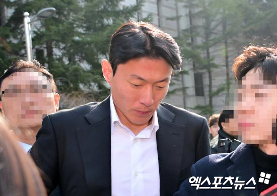 알라니아 스포르가 19일(한국시간) 튀르키예 알라니아에 있는 알라니아 오바 스타디움에서 열린 베식타시와의 2024-2025 쉬페르리그 36라운드 홈 경기에서 황의조의 골로 1-1 무승부를 거뒀다. 엑스포츠뉴스DB