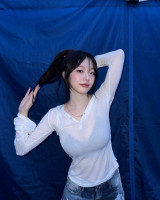 '워터밤 유망주' 지원, 시스루로 드러낸 CG급 볼륨감