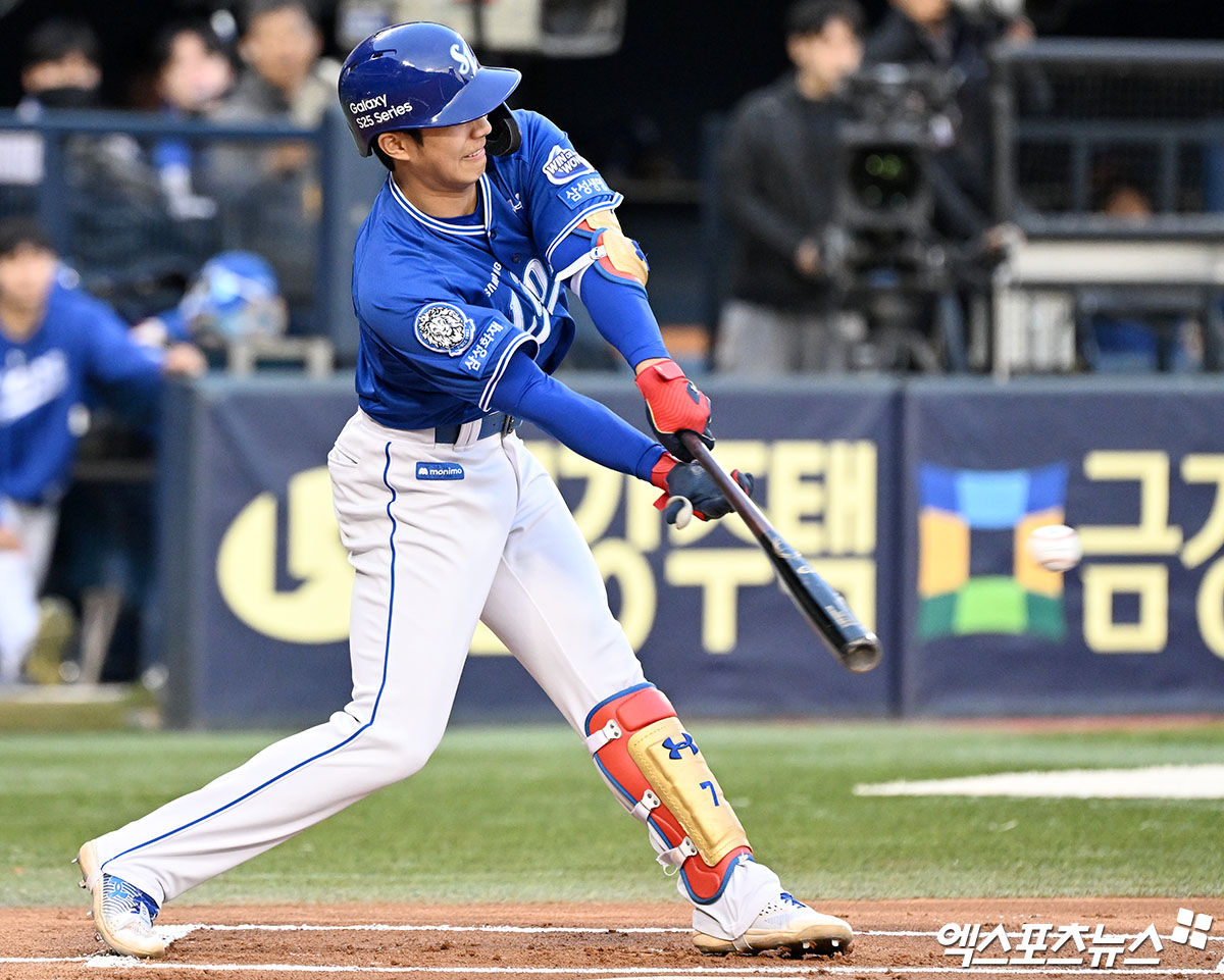 삼성 라이온즈 이재현이 경기에 출전해 타격하고 있다. 엑스포츠뉴스 DB