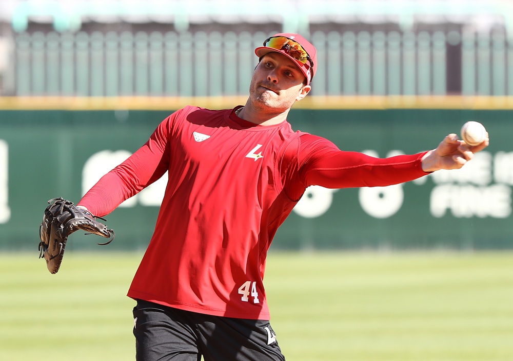 SSG 랜더스가 단기 대체 외국인 선수로 영입한 타자 라이언 맥브룸과 계약을 조기 종료한다고 23일 밝혔다. 사진 SSG 랜더스