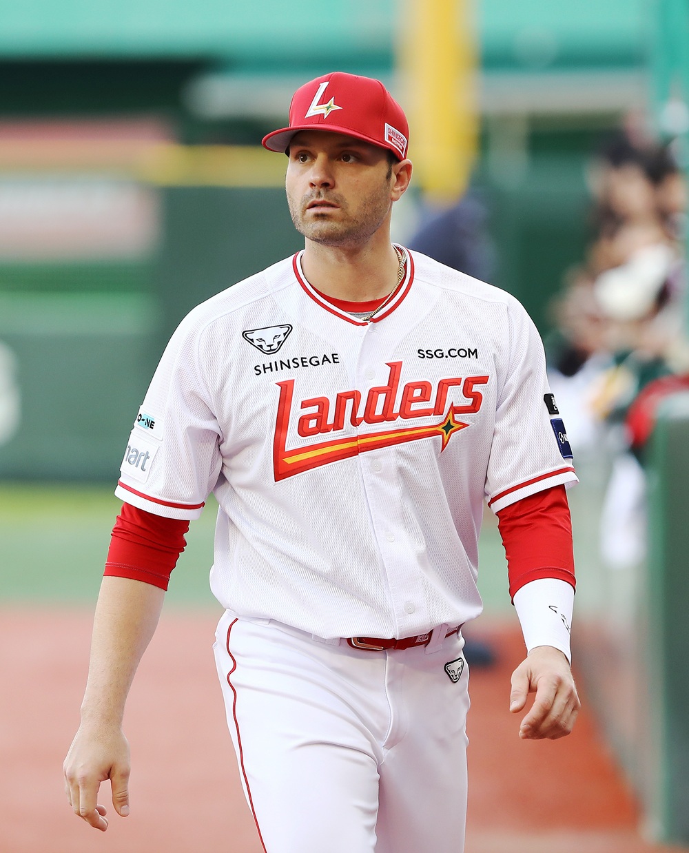 SSG 랜더스가 단기 대체 외국인 선수로 영입한 타자 라이언 맥브룸과 계약을 조기 종료한다고 23일 밝혔다. 사진 SSG 랜더스