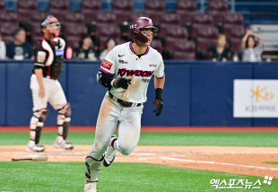 송성문 '3타수 3안타'[포토]