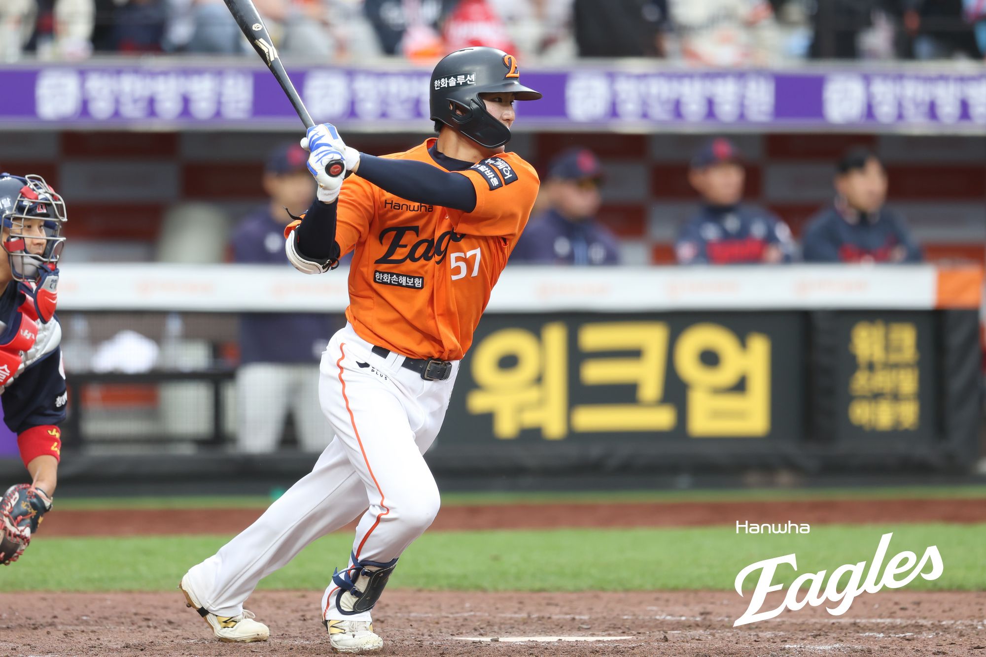화 이글스의 경기, 비봉고, 동원과학기술대를 졸업하고 2025 신인드래프트 11라운드 전체 102순위로 한화 유니폼을 입은 이민재가 데뷔 첫 선발 기회를 잡았다. 한화 이글스