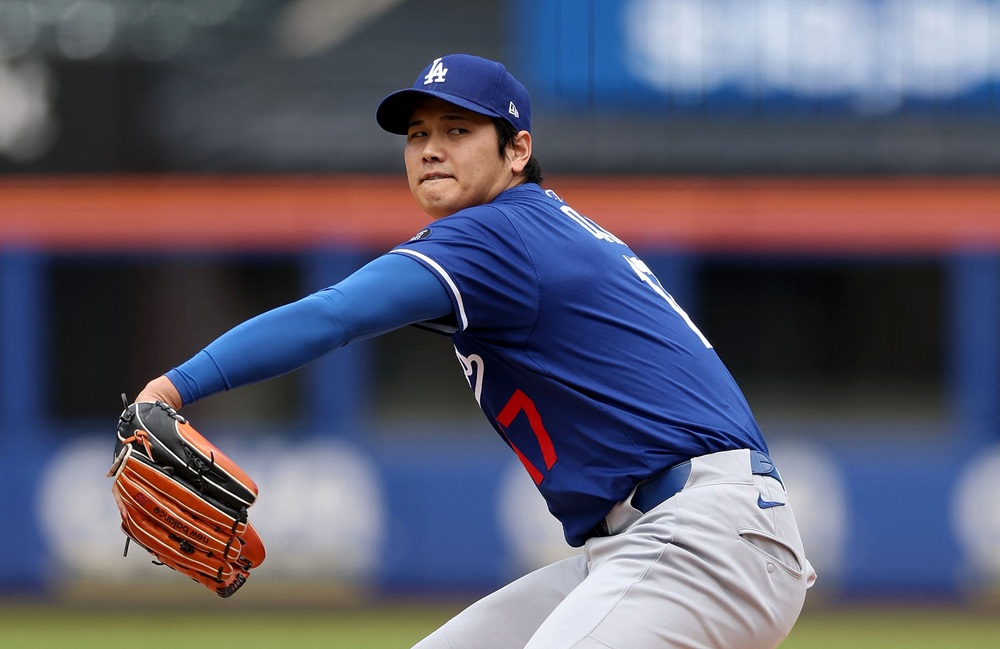LA 다저스 오타니 쇼헤이가 지난 26일 팔꿈치 수술 후 첫 라이브 피칭에 임하고 있다. AFP 연합뉴스