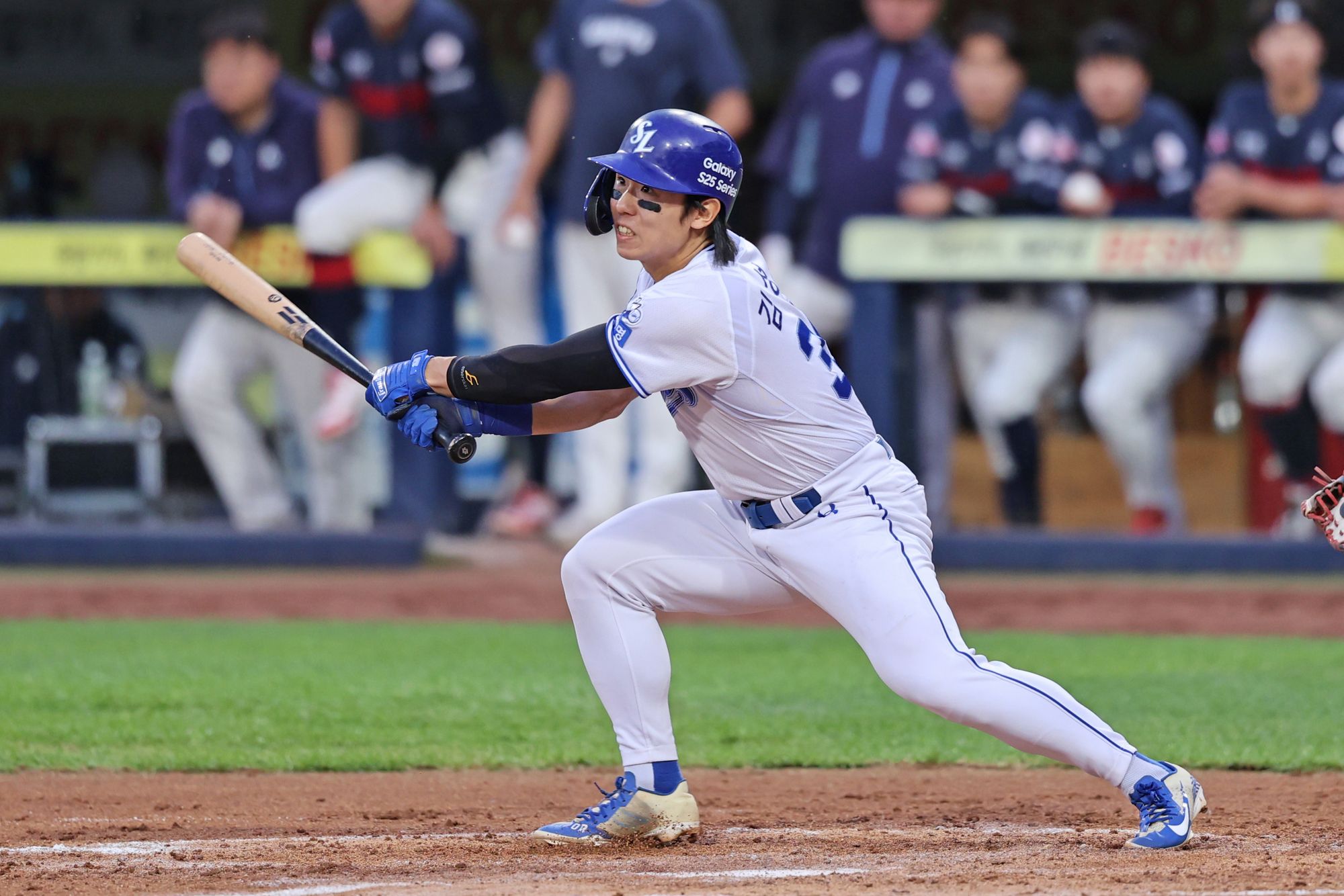 삼성 라이온즈 김성윤. 삼성 라이온즈