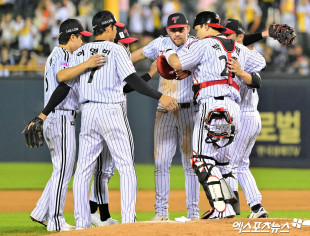 LG '짜릿한 한 점차 승리'[포토]