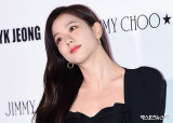 '친오빠 불법 촬영 의혹' 불똥…왜 지수가 욕먹냐면 [엑's 이슈] 