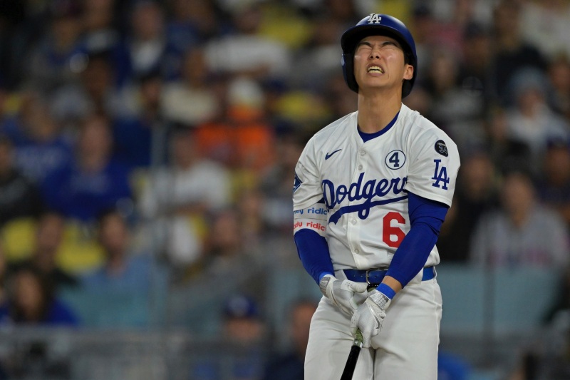 LA 다저스는 7일(이하 한국시간) 미국 미주리주 세인트루이스 부시스타디움에서 2025 메이저리그 세인트루이스와의 원정경기에서 0-5 완패를 당했다. 지난 4일 뉴욕 메츠와의 경기에서 파울 타구에 발목을 맞았던 김혜성은 이날도 결장했다. AP연합뉴스