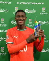 야말은 안돼! '뎀벨레 발롱도르' 수호대, 스페인 우승 막았다…PSG 동료 맹활약→대회 MVP 차지
