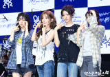 QWER 데뷔 첫 여름 컴백, 우리의 서사 한 페이지 완성돼 두근거려  