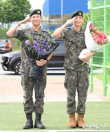 군백기 끝, 복귀 갈증 가득… RM·뷔 BTS로서 곧 무대에 (엑's 현장)[종합] 