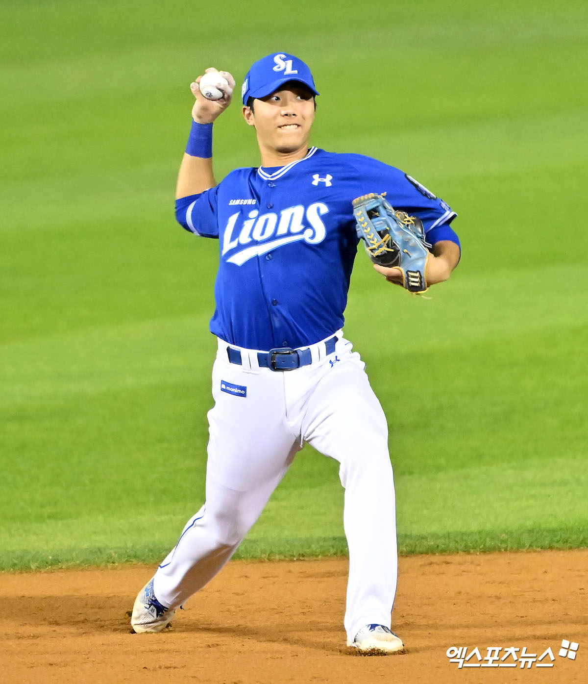 삼성 라이온즈 이재현이 올해 정규시즌 경기에 출전해 수비하고 있다. 엑스포츠뉴스 DB