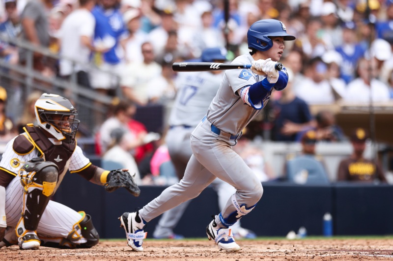 김혜성은 12일(이하 한국시간) 미국 캘리포니아주 샌디에이고 펫코 파크에서 열린 2025 메이저리그(MLB) 샌디에이고 파드리스와의 원정경기에서 9번타자 겸 2루수로 선발 출전했으나 2타수 무안타 1사구를 기록한 뒤 경기  중 교체됐다. 0.403였던 타율은 0.391이 되면서 4할대 타율이 깨졌다. AP연합뉴스