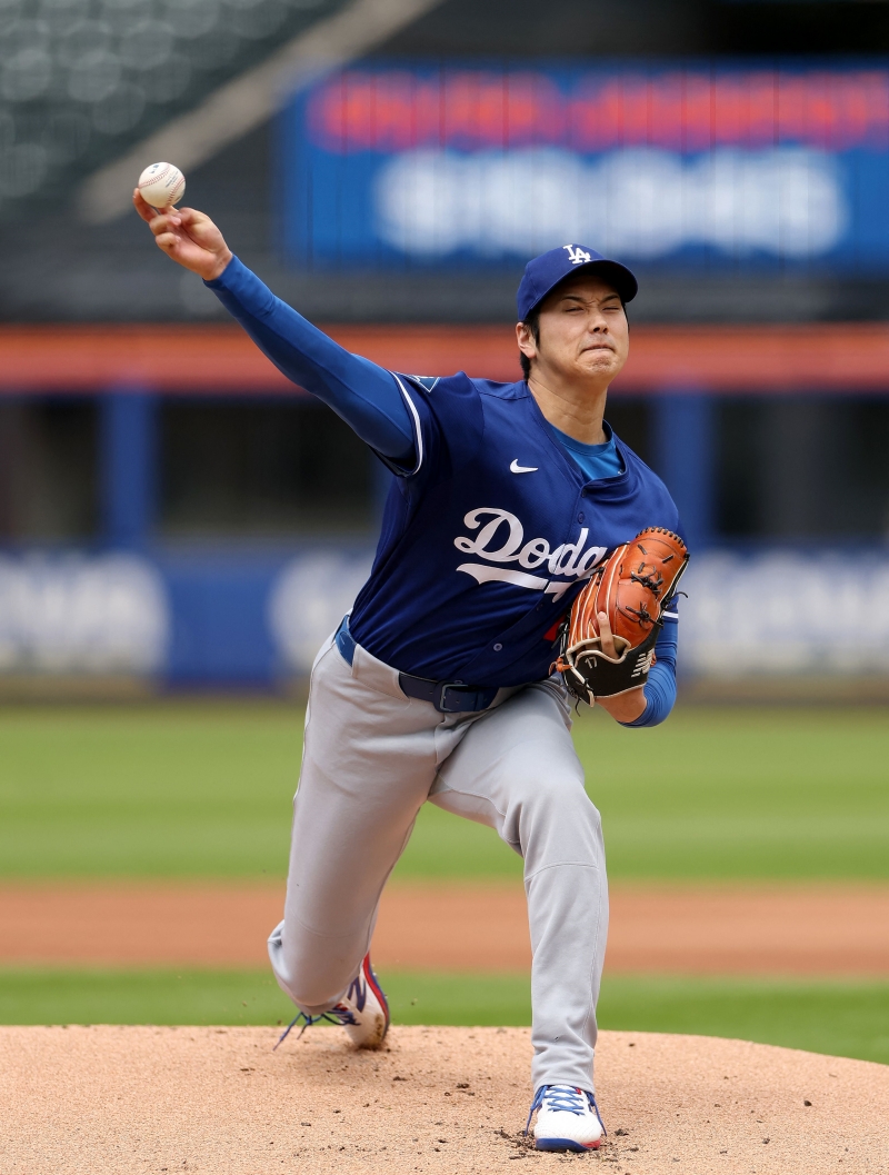 LA 다저스 오타니 쇼헤이가 17일미국 캘리포니아주 로스앤젤레스의 다저스타디움에서 열리는 2025 미국프로야구 메이저리그(MLB) 샌디에이고 파드리스와의 홈경기에 선발 등판한다. 지난 2023년 8월 이후 약 1년 10개월 만에 마운드에 오른다. AFP 연합뉴스